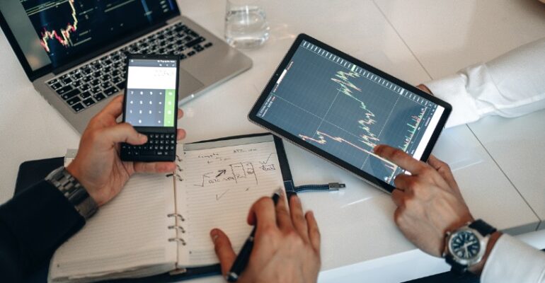 debunk-investment-myths